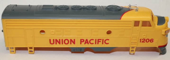 Body Shell - Union Pacific (F9)(HO Scale)